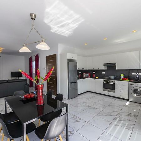 Protaras Villa Hollywood Ngoại thất bức ảnh