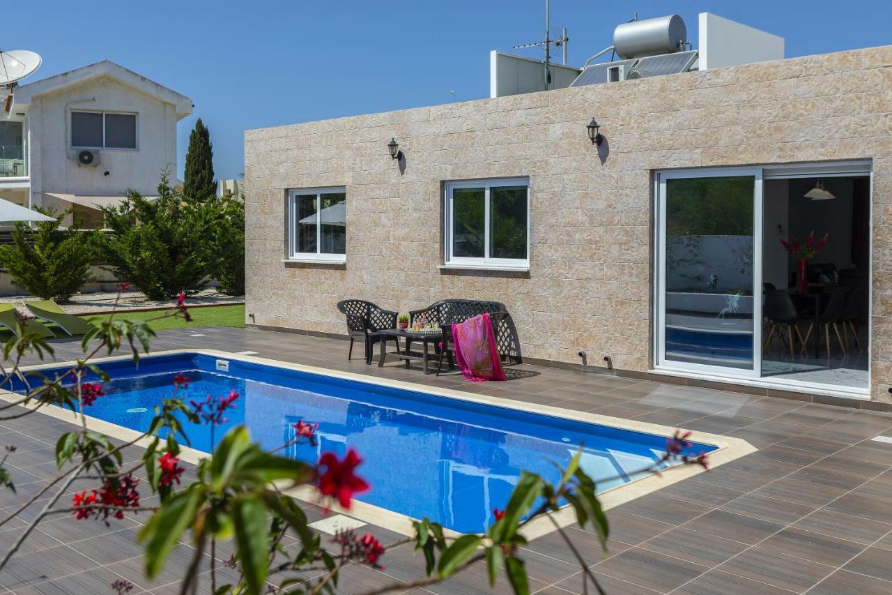 Protaras Villa Hollywood Ngoại thất bức ảnh
