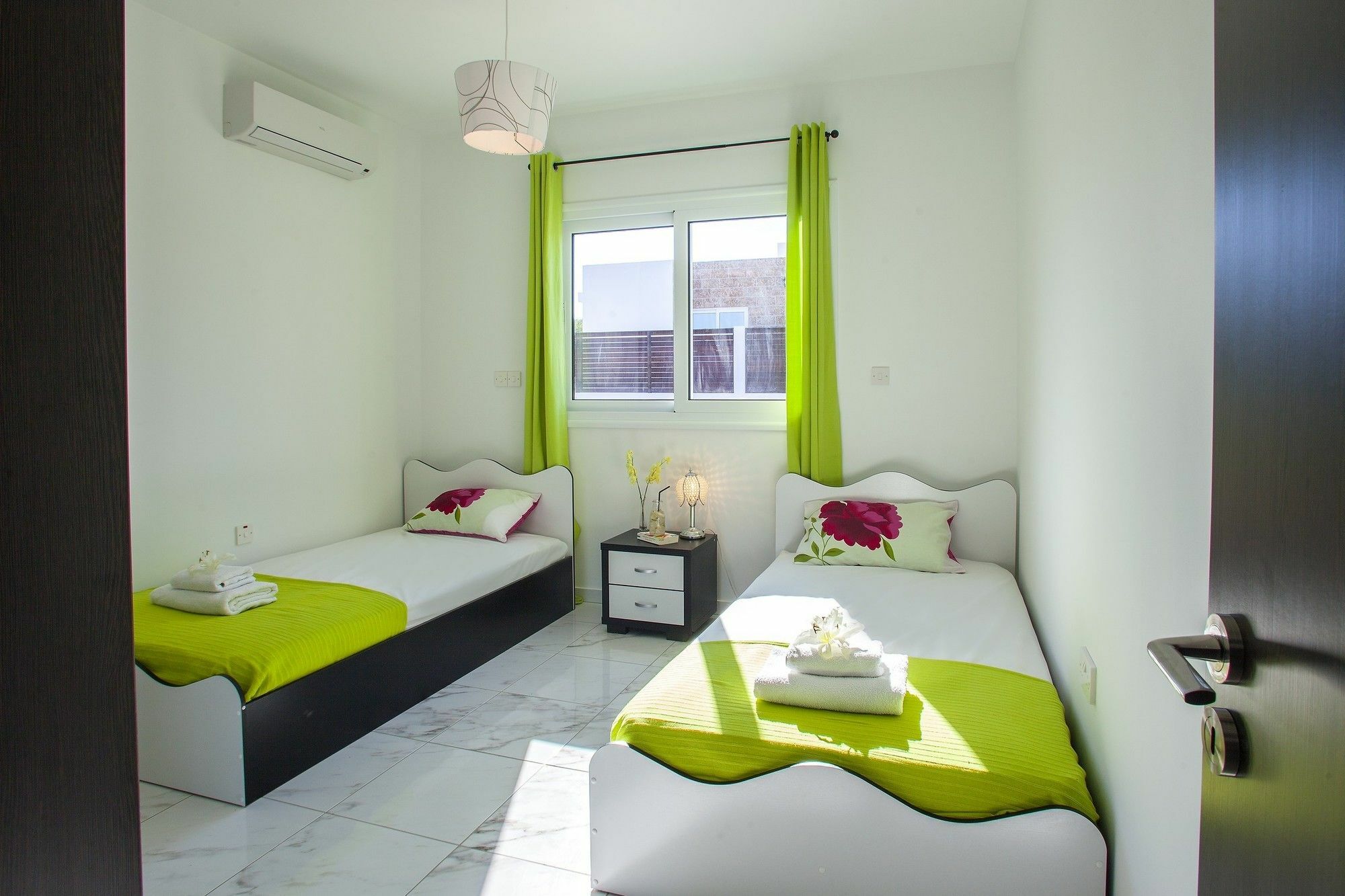 Protaras Villa Hollywood Ngoại thất bức ảnh